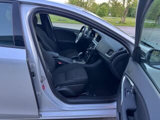 Volvo V40 Momentum 1.6 D2 84kW