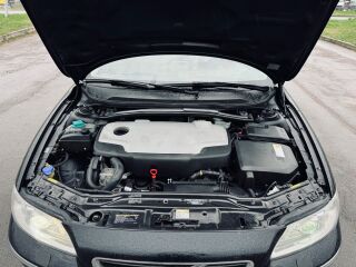 Volvo S60 Summum 2.4 R5 D5 136kW