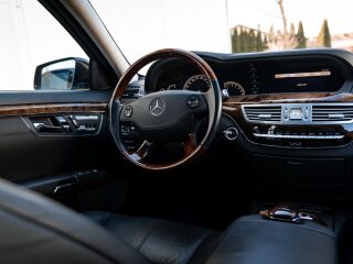 Mercedes-Benz S 600 Long 5.5 V12 380kW