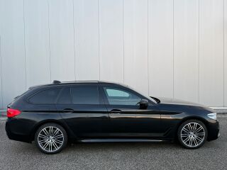 BMW 530 Touring xDrive M sportpakett H&K LED 3.0 d 195кВ