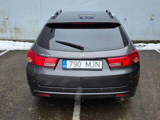 Honda Accord 2.2 110kW