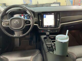 Volvo V90 Cross Country Polar+ AWD 2.0 D4 140кВ
