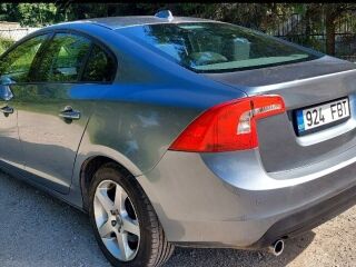 Volvo S60 2.0