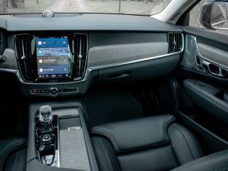 Volvo V90 Cross Country AWD B5 ULTIMATE Xenium FULLOPT 2.0 B5 MHEV KERS Kerghübriid 183kW
