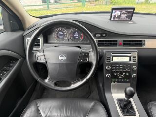 Volvo XC70 Cross Country 4WD 2.4 D5 136kW
