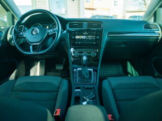 Volkswagen Golf Highline 2.0 110kW