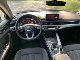 Audi A4 35 TDI S-tronic 2.0 TDI 110kW