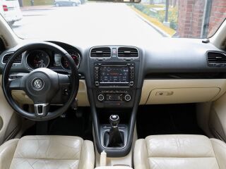Volkswagen Golf 2.0 81кВ