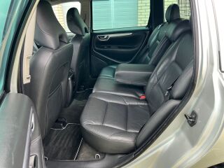 Volvo V70 Facelift 4WD 2.4 D5 136kW