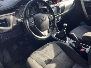 Toyota Corolla 1.6 97kW