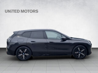 BMW iX xDrive 40 Sportpakett 240кВ