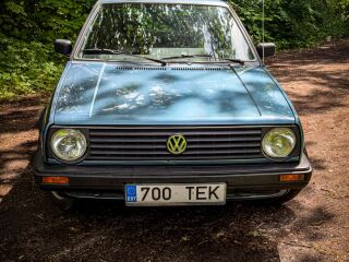 Volkswagen Golf 1.6 53kW
