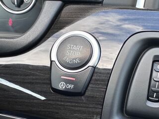 BMW 530 d xDrive Touring Luxury Edition 3.0 TwinPower Turbo 190kW