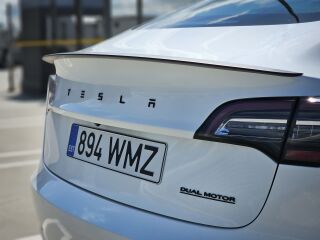 Tesla Model 3 Long Range 366kW 153kW