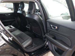 Volvo V60 MOMENTUM 2.0 R4 110kW