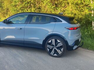 Renault Megane E-TECH 60KWH R220 OPTIM ICONIC 160kW
