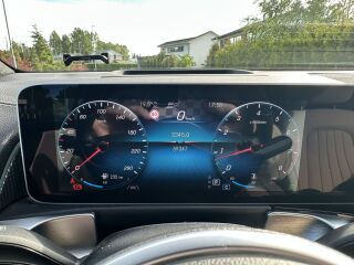 Mercedes-Benz GLB 250 2.0 165kW