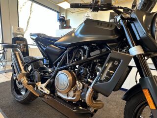 Husqvarna Svartpilen 701 1 silinder 4 takti 55kW