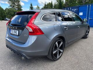 Volvo V60 R-Design 2.0 D4 140kW