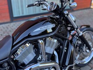 Harley-Davidson VRSCB V-Rod V2 Revolution 86kW