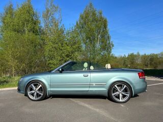 Audi A4 Cabrio Audi Exclusive S-Line 3.2 V6 188kW