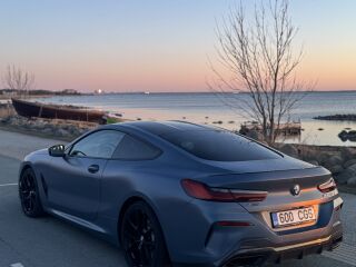 BMW M850 First Edition 1/400 4.4 390kW