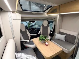 Adria MATRIX 650 DC 60Y edition LUXE ALL IN LiFePo4 2.2 FIAT MultiJet3 2,2 HD 103kW