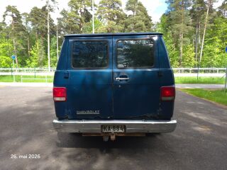 Chevrolet Chevy Van G20 6.5 V8 89kW