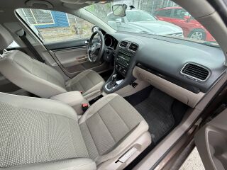 Volkswagen Golf 1.6 77kW