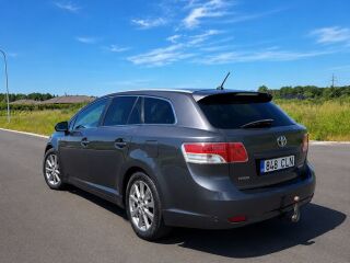 Toyota Avensis 2.2 130kW