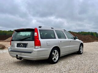 Volvo V70 2.4 R5 D5 136kW