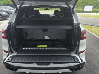 BMW X5 X Drive45e M-Sportpakett 3.0 210кВ