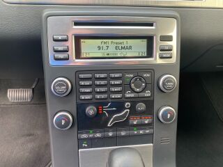 Volvo V70 2.4 D5 129kW