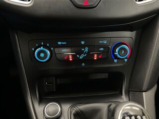 Ford Focus 1.5 70kW