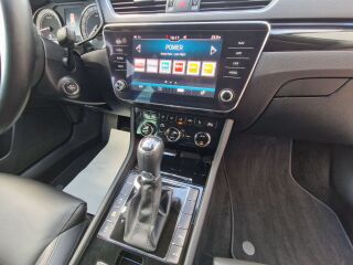 Skoda Superb LAURIN&KLEMENT 4X4 2.0 R4 TDI 140kW