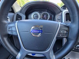 Volvo XC60 SUMMUM CITY SAFETY 4X4 AWD 2.4 R5 D5 120kW