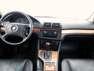 BMW 523 Executive ATM 2.5 125кВ