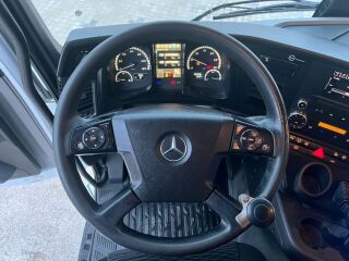 Mercedes-Benz Antos 1832 4x2 235kW