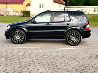 Mercedes-Benz ML 55 AMG ML 55 AMG 5.4 113 981 255kW