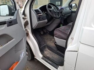 Volkswagen Transporter 2.0 75кВ