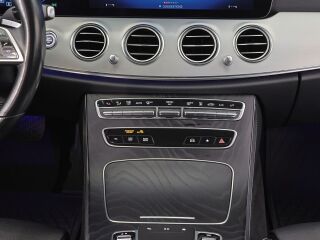 Mercedes-Benz E 300 de 4Matic AMG 2.0 143кВ