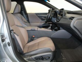 Lexus ES 300h Limited Edition 2.5 160kW