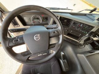 Volvo FM 460 6x2 + CARRIER SUPRA 1250 EURO 6 345kW
