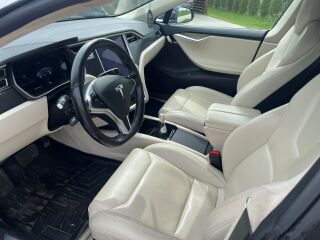 Tesla Model S 75D 158kW
