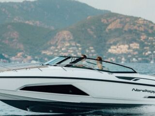 Nordkapp NOBLESSE 830 WEEKEND CRUISER HL+