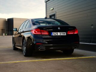 BMW 520 M-Sportpakett Shadowline xDrive 2.0 B47 140kW