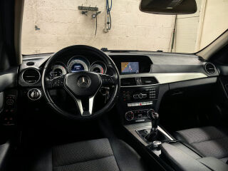 Mercedes-Benz C 200 2.1 100kW