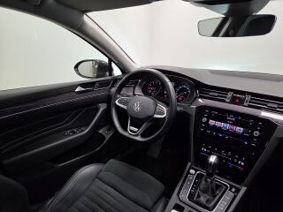 Volkswagen Passat Executive 2.0 206kW