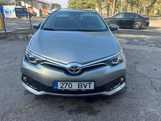 Toyota Auris 1.6 97kW