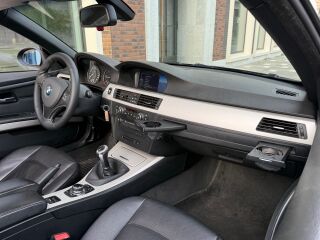 BMW 320 d E93 2.0 120кВ